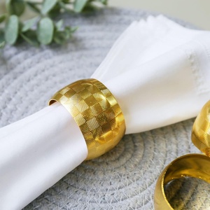 Rond de serviette en aluminium plaqué or de luxe de qualité supérieure Design moderne écologique décor de fête de mariage couleur personnalisable - Product Image 1