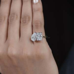 Anillo Radiante de Dos Tonos con Diamantes Cultivados en Laboratorio Toi Et Moi, Certificados por IGI - Product Image 6
