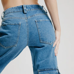 Breathable Oversize Solid Winter <b>Women</b> <b>Jeans</b> Mid <b>Waist</b> Waterproof Regular Fit Ripped Denim Pants Custom Size Reasonable Price - Product Image 4