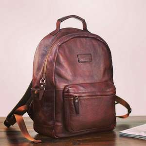 Mochila Elmonta Premium Ligera y Minimalista con Cierre de Cremallera para Oficina y Uso en Exteriores - Product Image 3