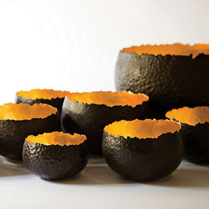 Pots de bougie en métal martelé par cuivre de forme ronde pour la maison et les pots de bougie faits à la main décoratifs de table de Noël - Product Image 4