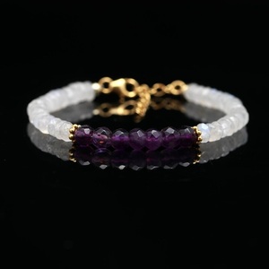 กำไลข้อมือทอง18K ใส่925เงินสเตอร์ลิงเครื่องประดับลูกปัดพลอยอเมทิสต์มูนสโตนสีรุ้งสำหรับวันเกิดของเธอ - Product Image 4