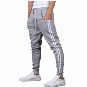 Pantalon de jogging en polyester 100% de bonne qualité pour hommes pantalon de survêtement pour hommes sport unisexe logo personnalisé pantalon de survêtement de fitness décontracté pour hommes en vente - Product Image 4