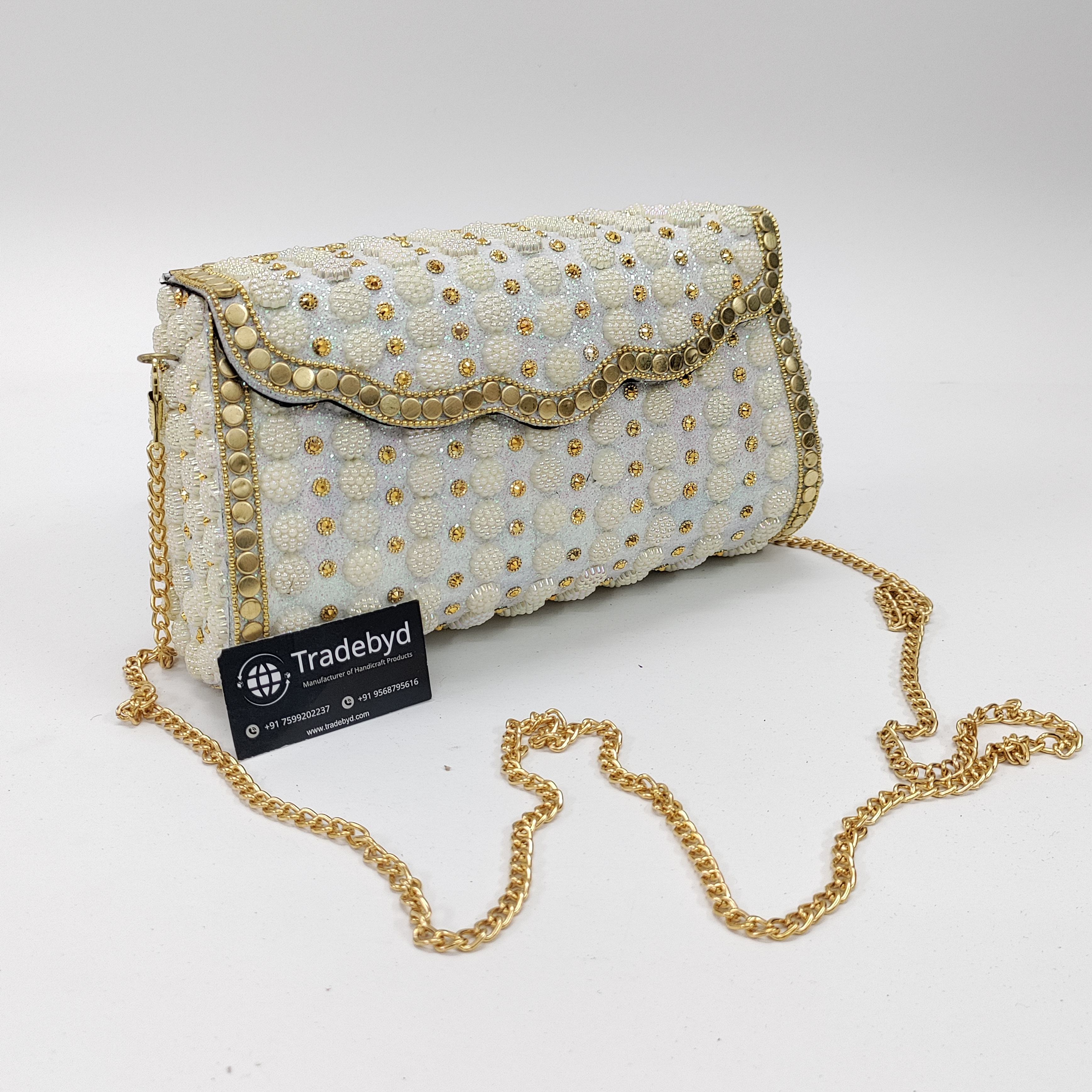 มีให้เลือกหลายสี