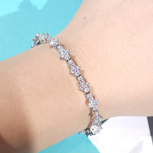 Pulsera de Tenis con Diseño de Estrella y Acabado Plateado, Joyería Brillante para Uso Diario y Regalos - Product Image 4