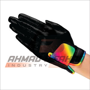 Gants de golf en cuir véritable Cabretta avec logo personnalisable avec caractéristiques respirantes et poignées pour une utilisation sportive - Product Image 4
