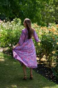 Robe bohème Rosalina imprimée à la main, longueur mollet, mode éthique, robe florale à panneaux - Product Image 3