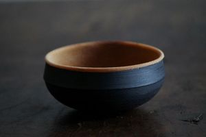 Bol à pâte en bois artisanal polyvalent et parfait, fait à la main pour les fruits ou les salades, vintage, de haute qualité, rustique, style ferme - Product Image 2