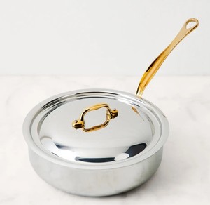 หม้อก้นสีเงินแบบพรีเมี่ยมพร้อมที่จับสีทองดีไซน์เรียบร้อยสำหรับการเสิร์ฟอาหารในห้องครัวและทำอาหารทุกวัน - Product Image 1