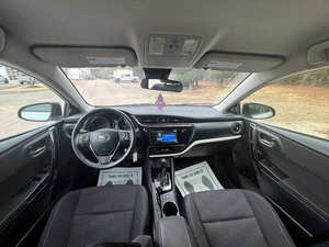 Voiture d'occasion de qualité et abordable, Toyota Corolla iM 2017, conduite à gauche - Product Image 2