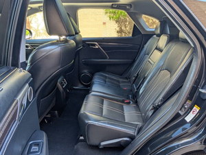 SUV crossover de luxe moderne 2024, transmission automatique / Haute fiabilité / Utilisation familiale, prêt à être expédié - Product Image 4