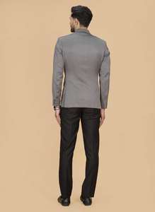 Blazer Clásico de Diseño Único para Hombre en Gris Oscuro para Bodas y Reuniones Corporativas Disponible a Precio de Exportación - Product Image 4