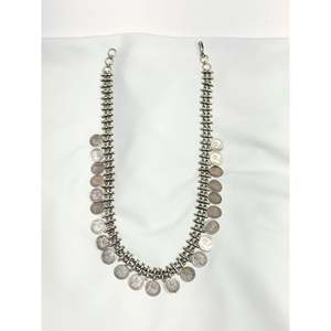 สร้อยคอเงินแท้ 925 ดีไซน์วินเทจ ทริดา พร้อมจี้เหรียญสะสมเชิงวัฒนธรรม - Product Image 3