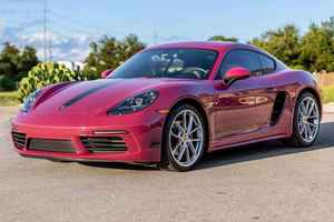 CLEAN 2024 P o r s c h e 718 Cay-man Style Edition 2,400 Miles, Ruby Star Neo, Premium et Sport Chrono Packages - Product Image 3