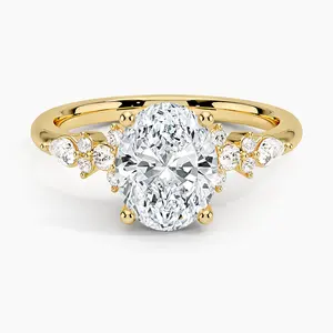 Bague de fiançailles en diamant de forme ovale avec un design élégant pour votre personne spéciale, cadeau pour elle - Product Image 2