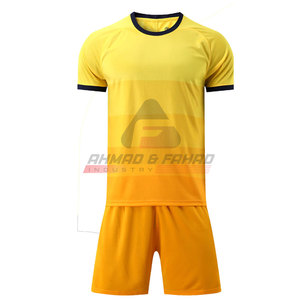 Uniforme de fútbol juvenil superventas para hombre, ropa de fútbol recién llegada de fabricante alto - Product Image 1