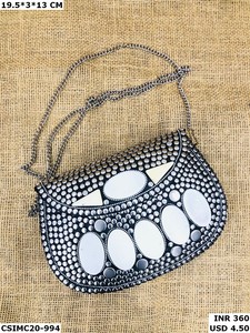 Embragues de noche de mosaico modernos hechos a mano para mujer accesorio artesanal para fiestas y eventos especiales estilo indio - Product Image 4