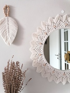 Miroir mural rond Boho Art Decor suspendu avec frange en macramé Miroir en macramé tricoté à la main Miroir design géométrique - Product Image 2
