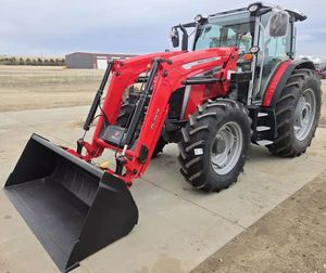 Tracteur agricole 4x4 Massey Ferguson 5M.145 150 CV avec roulement, modèle 2024 - Product Image 4