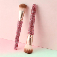 Ensemble de pinceaux de maquillage de luxe en strass rose, poils synthétiques en nylon, manche en bois, pinceau pour le visage et les yeux, OEM ODM