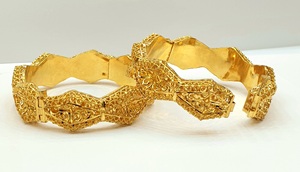 Nouvelle arrivée Bracelet fin pour femme en plaqué or 24KT Bracelet en acier 2GRM - Product Image 3