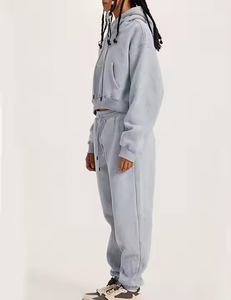 Pull confortable de haute qualité, survêtement coupe-vent, survêtement 2 pièces coupe parfaite pour femme avec logo et design personnalisés - Product Image 4