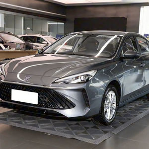 Roewe I5 2023 1.5L Edición Confort Manual, Sedán Compacto, Vehículo Económico y Práctico con Transmisión Manual - Product Image 1