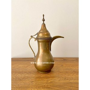 Thermos à café arabe en laiton massif, couleur or élégante, design élégant pour servir le thé et le café en gros - Product Image 4