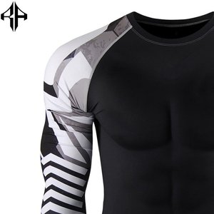 Nuevo diseño de manga larga cuello redondo cuello hombres sublimación Rash Guard camisa Spandex y poliéster alta calidad Rash Guard para hombres - Product Image 5