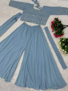 Venta al por mayor de ropa de fiesta de diseñador Faux Georgette hermosa secuencia bordada trabajo Choli y Sharara con juego de Dupatta elegante - Product Image 4