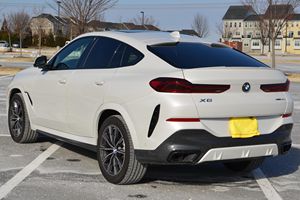 BMW X6 xDrive40i Plus 2021 Usado en Buen Estado, Sin Accidentes, Volante a la Izquierda/Derecha - Product Image 3