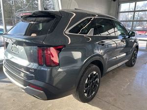 Kia Sorento S AWD 2024 - Product Image 3