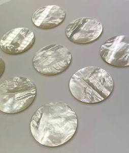 Losa de nácar blanca, amarilla, negra, concha marina precortada Tamaño 38mm X 25mm X 1,5mm: Piezas de fregona para manualidades naturales. - Product Image 2