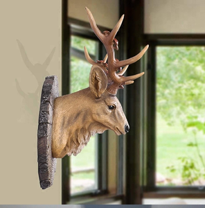 Tête de tigre dorée ornée à fixer au mur avec des détails sculptés complexes, disponible à prix de gros. - Product Image 4