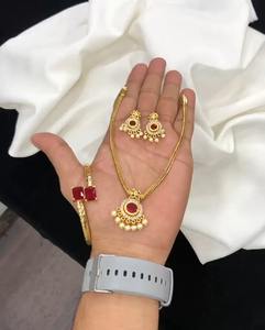 Conjunto de Collar con Acabado Mate CZ con Brazalete, Estilo Minimalista, Se Puede Usar con Atuendos Étnicos y Occidentales, Perfecto para Fiestas - Product Image 4