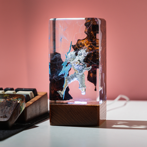 โคมไฟเรซินที่กำหนดเอง, โคมไฟเรซินอะนิเมะ, ไฟกลางคืน LED, ของขวัญทำด้วยมือ, โคมไฟไดโอรามาอาร์ตเดโค, ของขวัญส่วนบุคคล, โคมไฟอีพ็อกซี่อะนิเมะ - Product Image 2