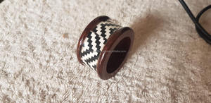 Anneaux de serviette vintage en bois d'acacia écologiques faits à la main, taille normale, vente en gros pour les mariages, les événements, la décoration de table indienne - Product Image 2