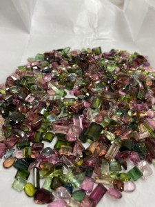 ลูกปัดหินทัวร์มาลีนธรรมชาติสำหรับการทำเครื่องประดับที่สร้างสรรค์ - Product Image 2