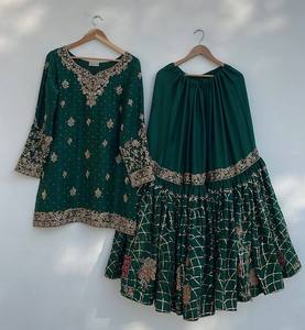 Costume de créateur chinon lourd fabriqué en Inde broderie à paillettes Full Flair Sharara correspondant Dupatta pour mariages fêtes festives - Product Image 2