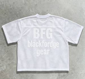 T-shirt en jersey mesh surdimensionné pour homme BlackForgeGear, 240g, manches courtes, col rond, respirant, streetwear, logo imprimé numérique au dos - Product Image 3