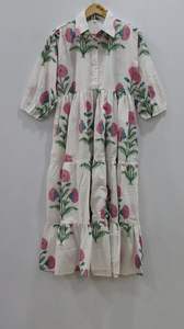 ชุดเดรสคลุมเข่าลายดอกไม้ลำลองฤดูร้อนคอลึกพิมพ์ลายบล็อกยาวมีกระดุมทรงหลวมเอวธรรมชาติ - Product Image 3