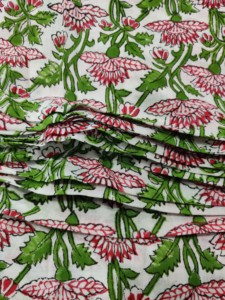 Tissus indiens en coton faits à la main, imprimés bloqués à la main, broderie sur tissu en coton imprimé à la main, imprimés floraux, tissu en lin - Product Image 2