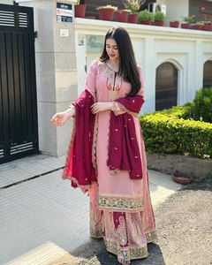Trajes de fiesta paquistaníes más vendidos Salwar Kameez para proveedores y exportadores en todo el mundo - Product Image 6