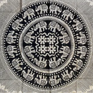 Indian Elephant Mandala Wall Hanging Round Tapestry Yoga Mat Beach Throw Decor Throw Yoga Mat Beach Towel Elephant Roundle Decor