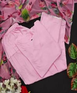 Fashion Fusion: estilo pakistaní Salwar Kameez: fusión de estilos tradicionales y modernos, creando una moda elegante y elegante - Product Image 4