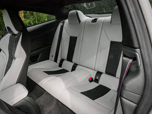 BM W M4 Competition xDrive d'occasion propre 2025 - Product Image 6