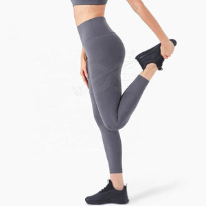 Leggings d'hiver pour femmes avec impression par sublimation personnalisée, séchage rapide, légers, respirants, en spandex/polyester, vêtements de sport, vente directe d'usine - Product Image 4