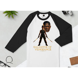 T-shirt Raglan a maniche a 3/4 Daughter Vengeance Collector's in tessuto misto cotone morbido da 4,5 once con logo serigrafato a compressione - Product Image 4