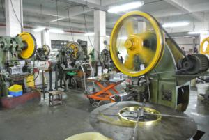 Boutons pression ronds en métal personnalisés de haute qualité tige en acier plaqué avec décoration de logo pour vêtements en jean lavables - Product Image 3