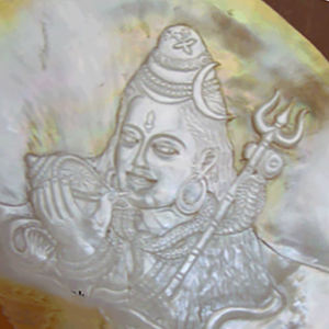 Fregona tallada Dios SEASHELL JEWELRY con fregona blanca Shell tallado 20cm Motivo floral y religioso Dios tallado fregona - Product Image 3